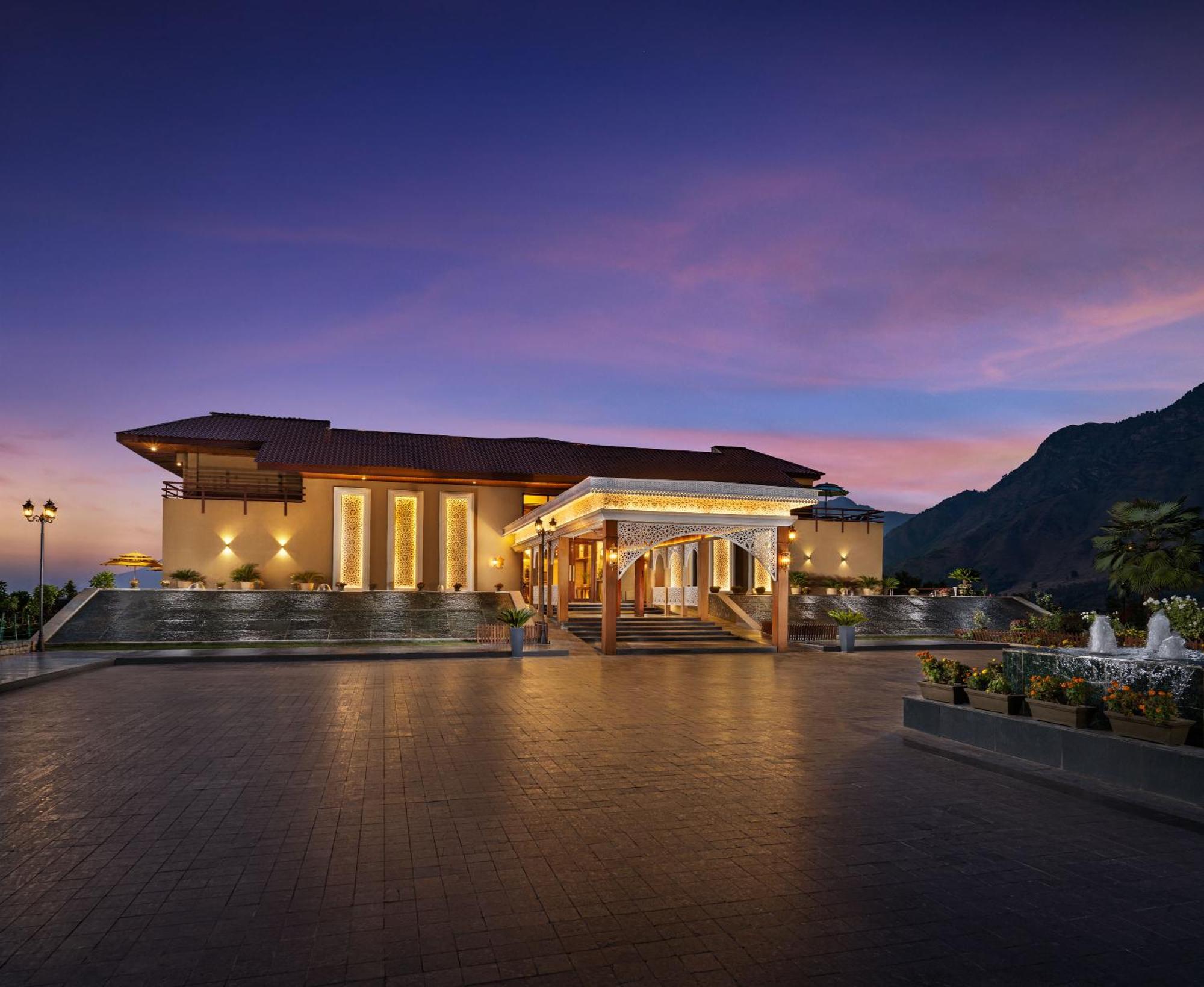 Vivanta Dal View Srīnagar Esterno foto